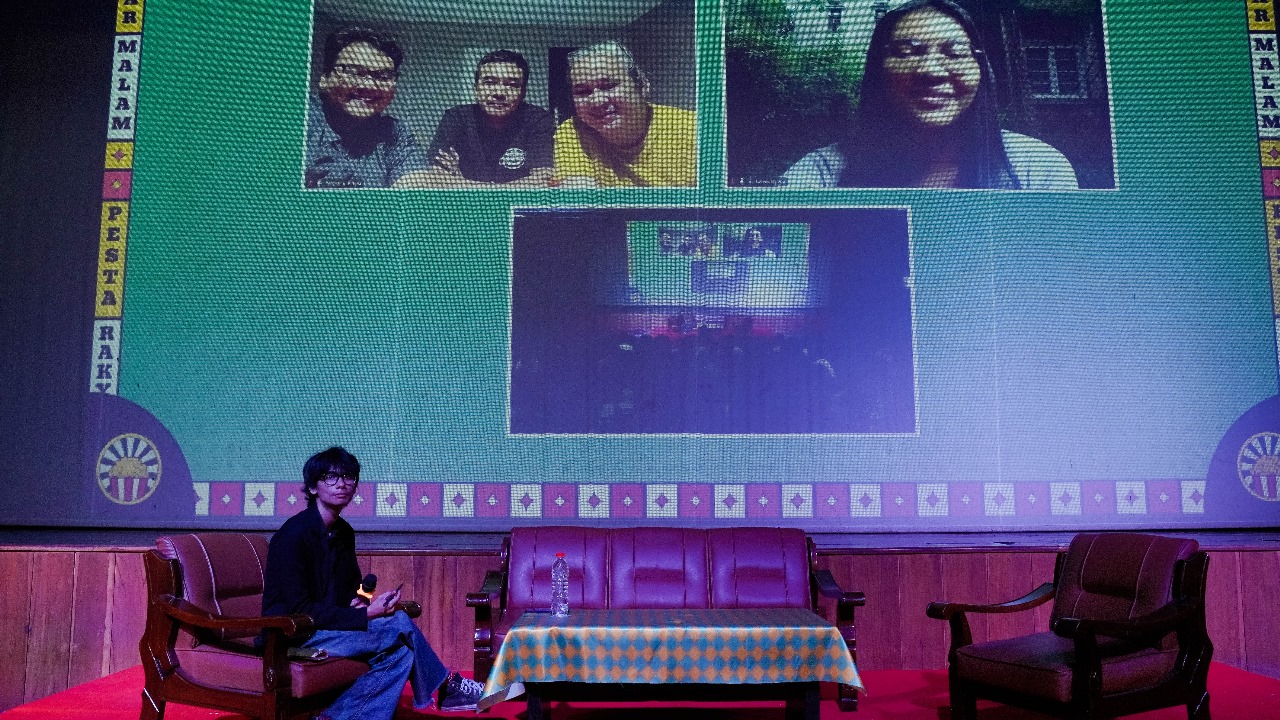 Layar Sesawangan